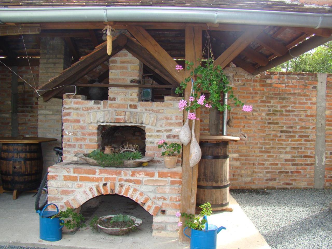 Country House Tunjina Kuca Stara Kapela Casa de hóspedes Pavlovci Exterior foto