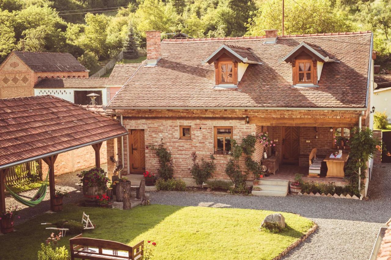Country House Tunjina Kuca Stara Kapela Casa de hóspedes Pavlovci Exterior foto
